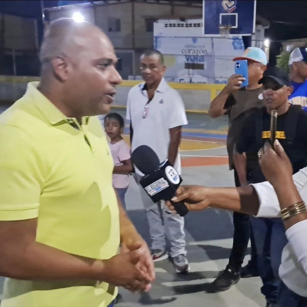 Frank Carreño, informó, la noche de este domingo de Resurrección, el balance de cierre del operativo Semana Santa 2026, resaltando que la ciudad logró conjugar la seguridad ciudadana con un despliegue turístico sin precedentes en las costas del Lago de Maracaibo. 