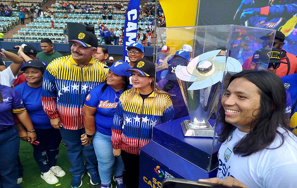 La Copa del Clásico Mundial de Béisbol selló su entrada triunfal al Zulia