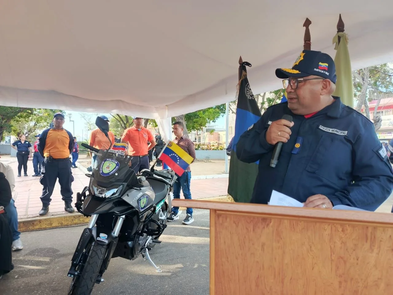 PoliLagunues recibe motos 3