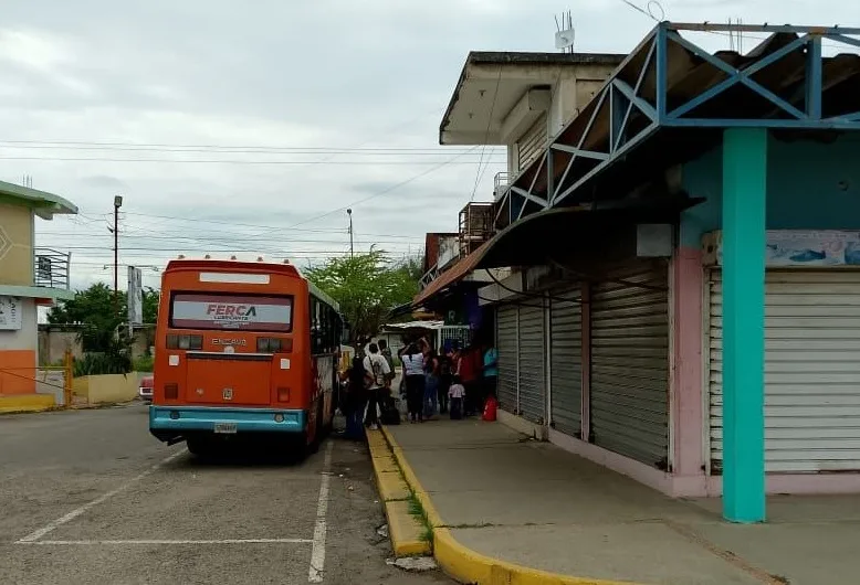 Terminal de Pasajeros de Mene Grande garantiza movilidad de usuarios en la Semana Mayor