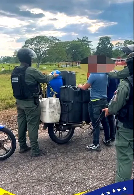 Traficaban 15 panelas de marihuana ocultas en cántaros de leche