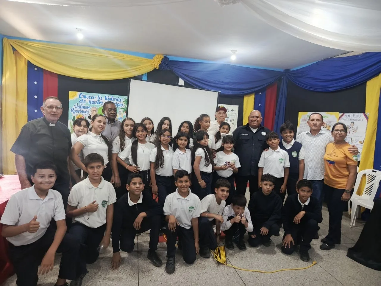 Estudiantes de Bachaquero se convierten en “Pequeños Cronistas” de su historia local
