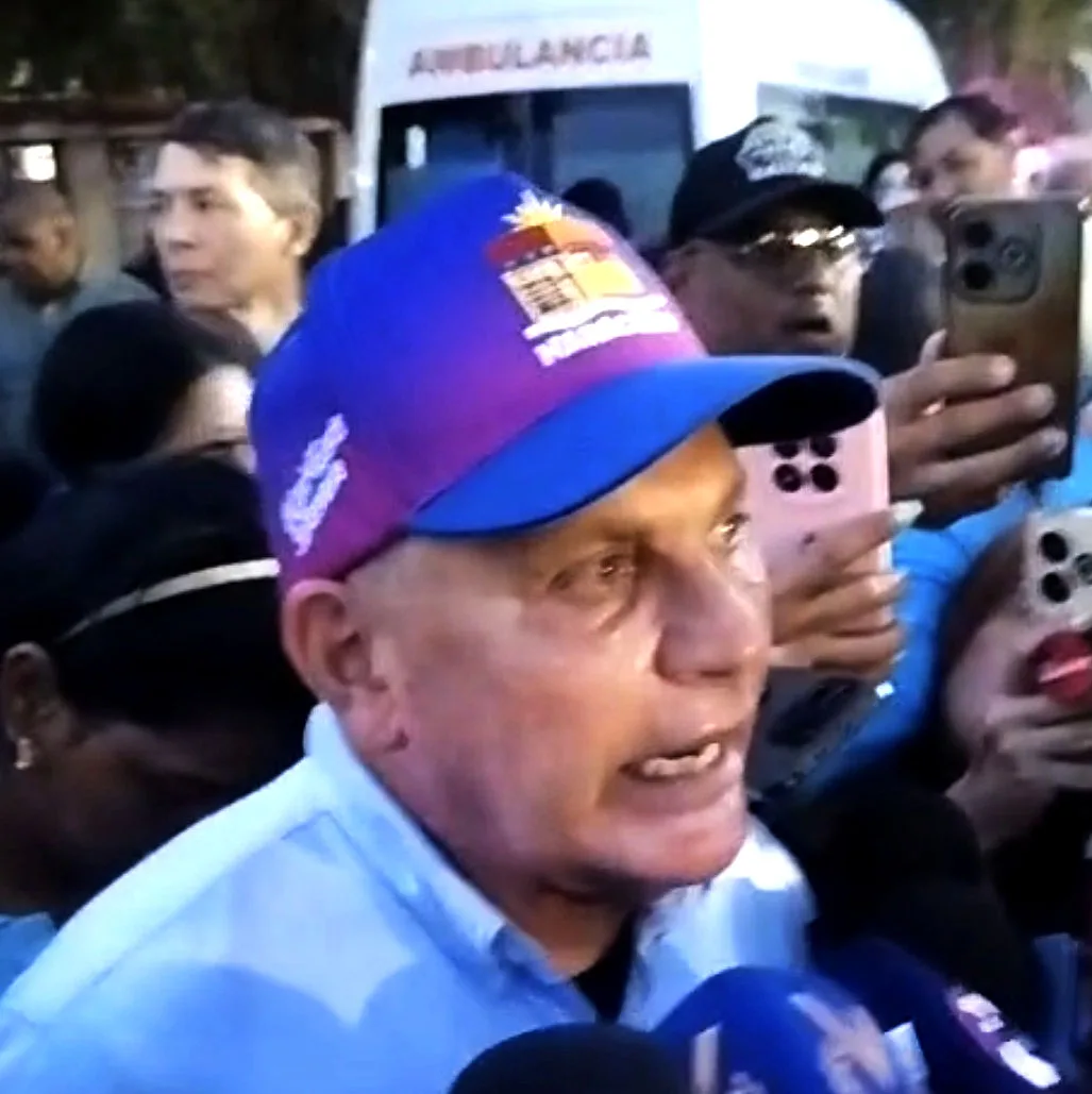 Alcalde Di Martino concentración oposición 