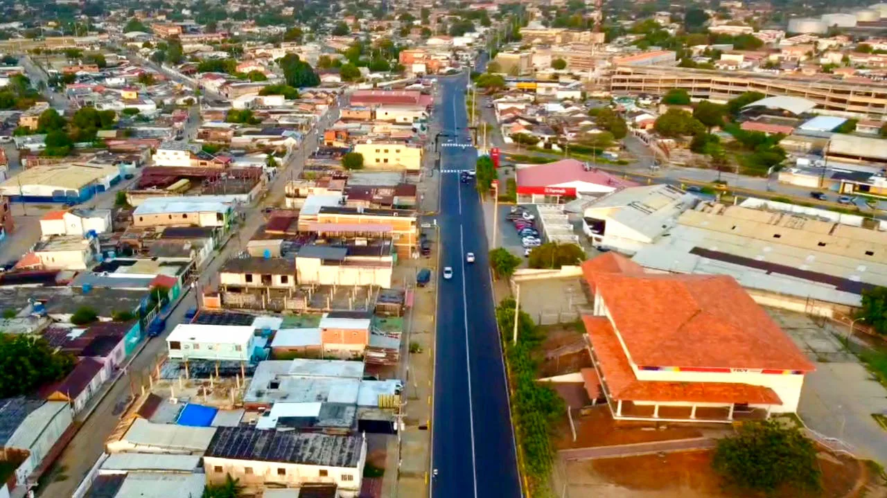 Asfaltado de la avenida Miraflores Cabimas