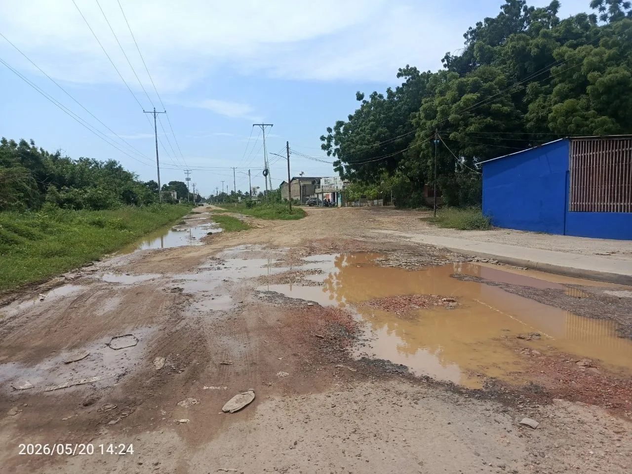 Línea Los Samanes-Las Morochas de Lagunillas suspende el servicio por deterioro de vías