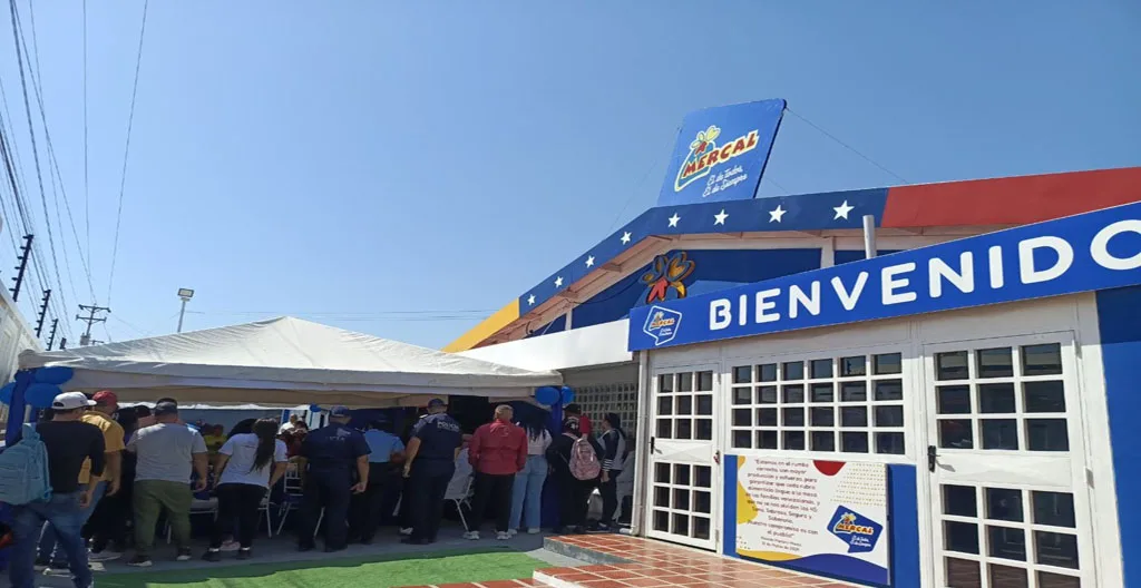  Mercal en el sector Nueva Venezuela de Lagunillas reabre sus puertas 