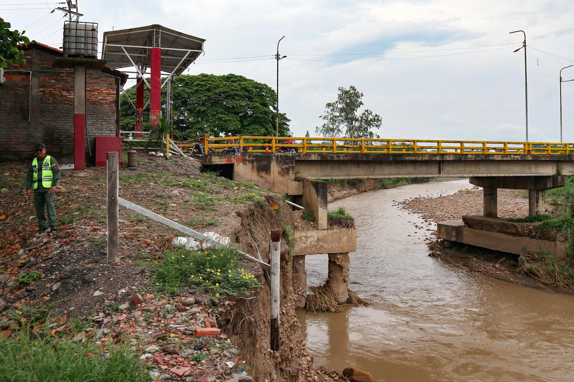 Puente Francisco de Paula Santander, frontera Colombia-Venezuela, con restricciones por fallas estructurales en Táchira.