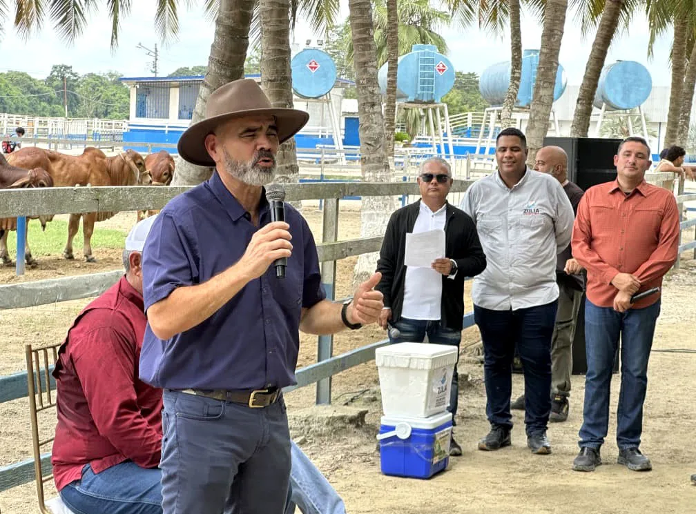 Despliegan en Colón Plan Nacional de Vacunación antiaftosa