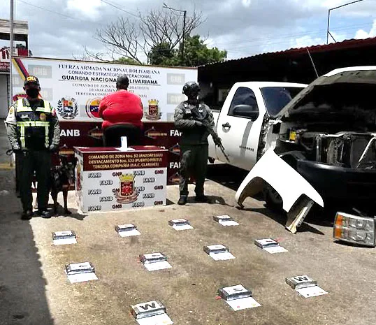 GNB decomisó 44 panelas de drogas en dos procedimientos
