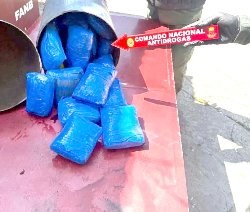 GNB decomisó 44 panelas de drogas en dos procedimientos