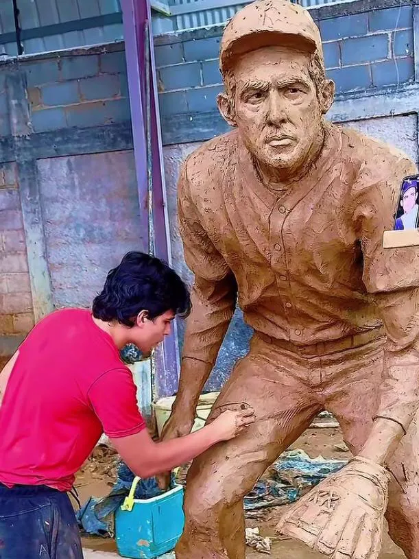 Josué Benjamín Figueroa Luis Aparicio