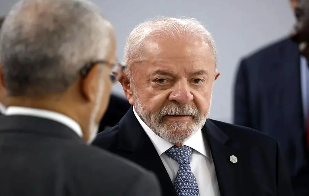 Lula pide a Trump que no se meta en las elecciones en Brasil