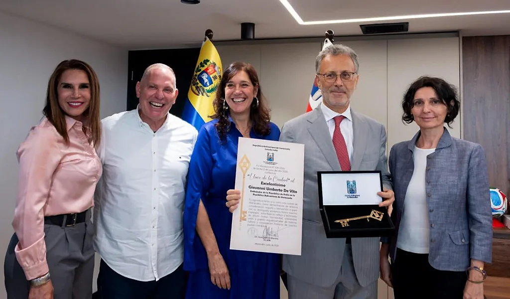 Maracaibo entregó llaves de la ciudad a embajador de Italia