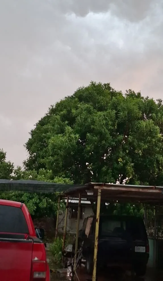 Onda Tropical N° 11 provoca fuerte viento y lluvias en Cabimas 7 Onda Tropical Número 11