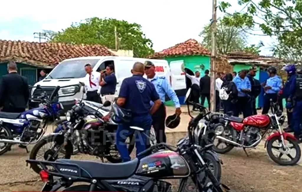 Sicarios en moto asesinan a pareja en sector La Cañada de Coro