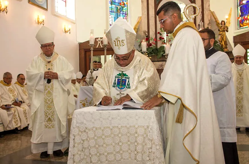 Monseñor Nicolás Nava Séptimo obispo 