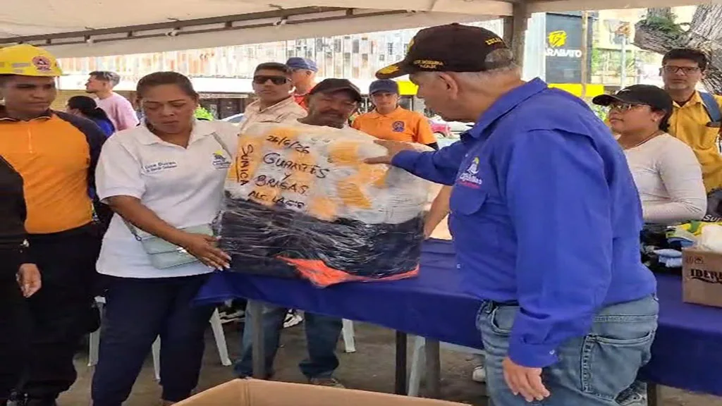 Lagunillas abre su corazón: Plaza Bolívar es centro de acopio para apoyar a los afectados por sismos