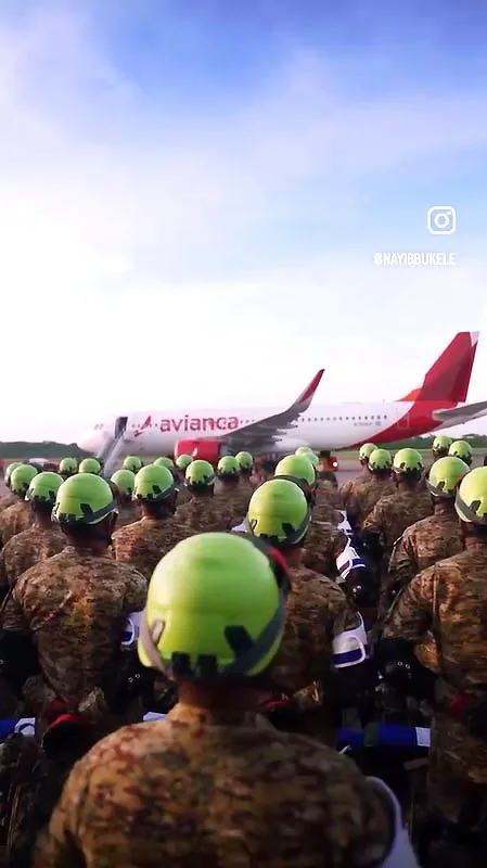El Salvador envía séptimo avión a Venezuela