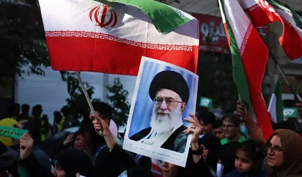 Irán sepulta a Alí Jamenei 