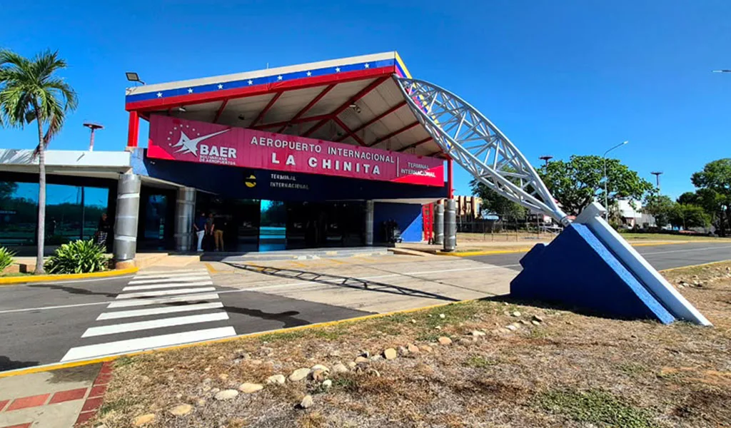 Ruta entre el Aeropuerto La Chinita y Miami