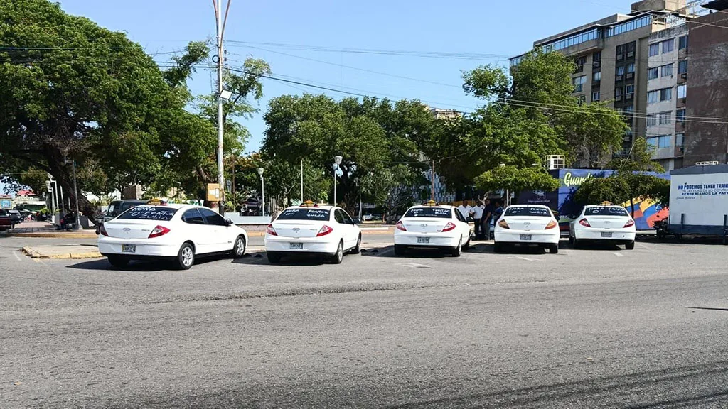 Transportistas del Zulia se declararon en “hora cero” 
