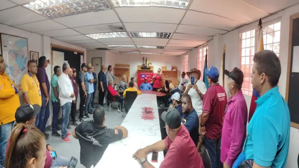 Transportistas del Zulia se declararon en “hora cero” 